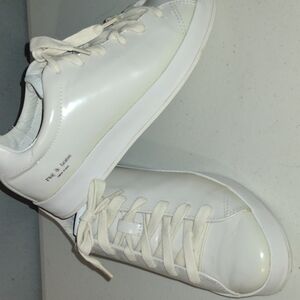 RAG & BONE Rb1 Low-Top Leather Sneakers In Off White  in Size 7.5